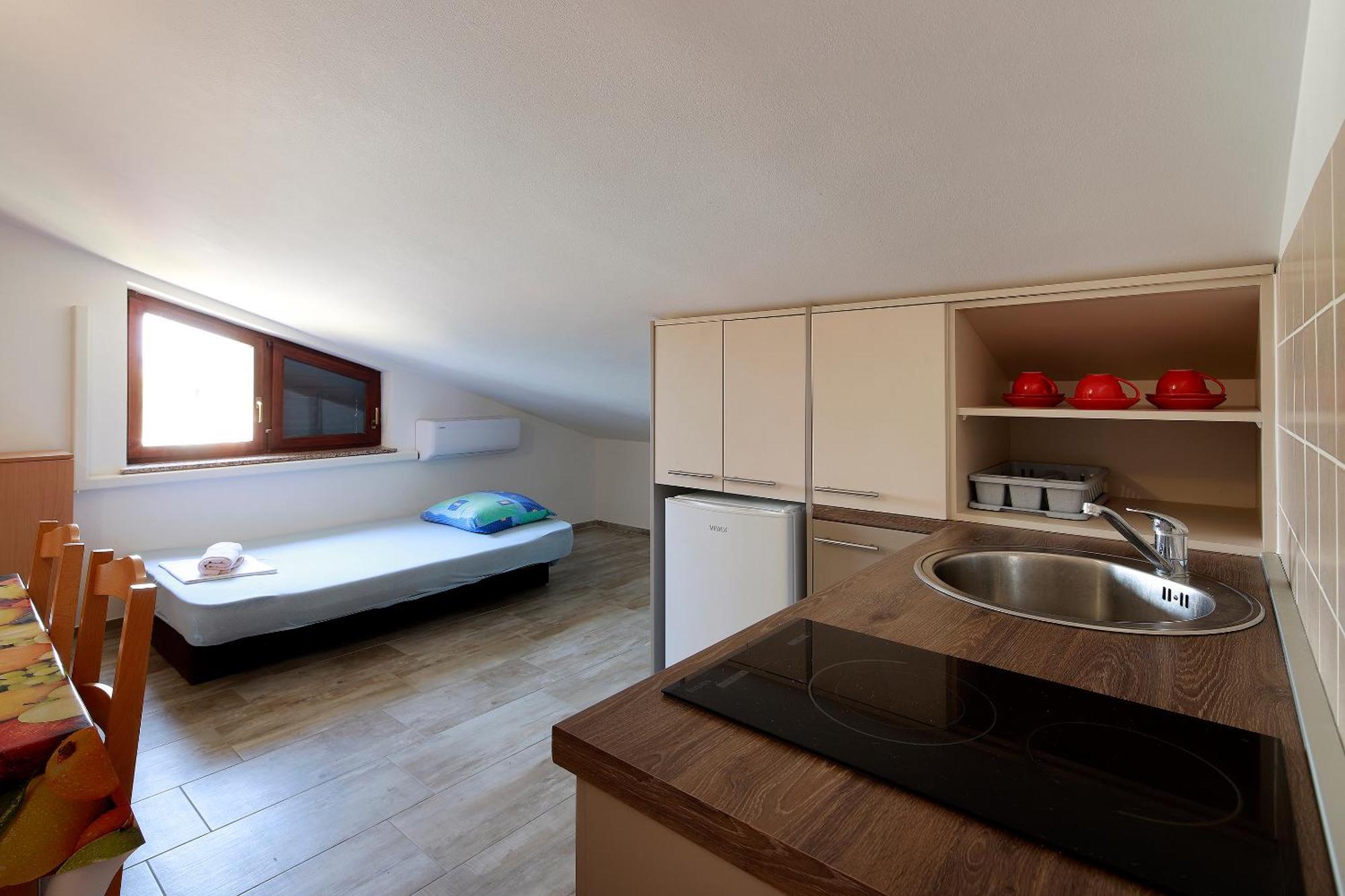 Apartments Dario Новалья Экстерьер фото